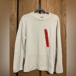 GAP Knit Sweater Women’s light tan/taupe NWT size medium